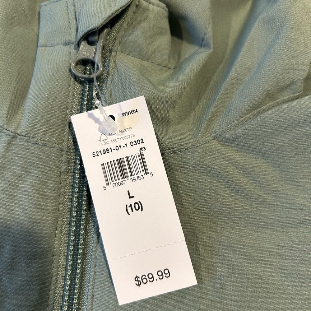 Boys gap wind breakers. - Picture 3 of 4